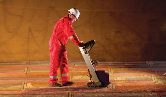 Floormap: inspección de pisos de tanques en aplicaciones industriales